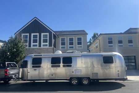 West Yellowstone MT Airstream 31M – Classic, Comfortable & Adventure-Ready