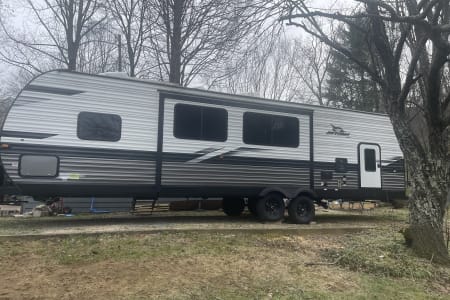 Clyde NC Smoky Mountain Glamper II