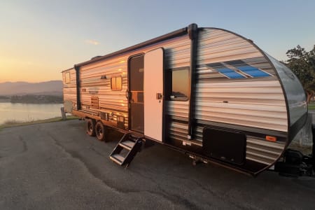 Chino CA Beach to Desert 33’ SoCal Travel Trailer