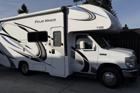 Vancouver WA 5 Person, 2022 Thor fourwinds 22B RV Portland, OR