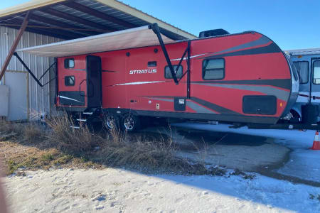 Waco TX Stress-Free Family Getaway Camper (Setup Included)
