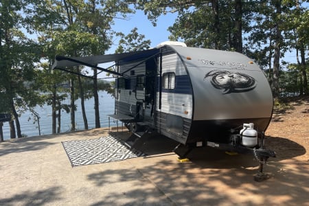 Gainesville GA Light Wolf Pup Travel Trailer – Adventure-Ready & Family Friendly