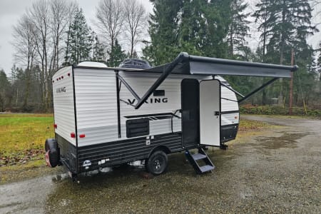 Snohomish WA 2023 Forest River Viking 4K Series 18FQ