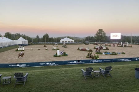 Williamsburg MI GLEF RV Rental - Jayco Jayflight 28BHS