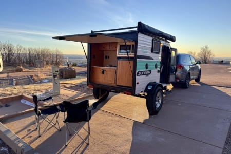 Boulder CO Sunset Sunray Sport 109 – Adventure Travel Trailer in Boulder