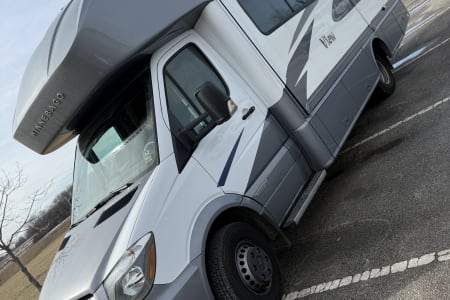 Raymore MO 2019 Winnebago View - sleeps 6- Fully Stocked