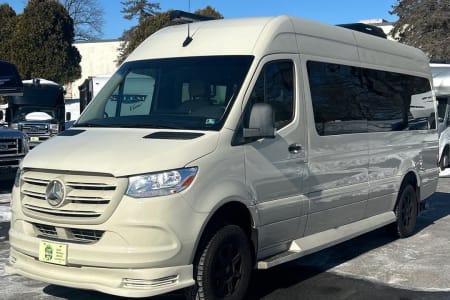 Exton PA Primetime Luxury Cruiser