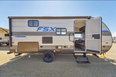 Aurora CO 'Sophie' 2021 Forest River Salem FSX