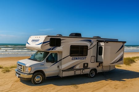 Houston TX Gulf Stream Conquest – Luxury Family RV, Sleeps 6, Pet Friendly | 2019 2.