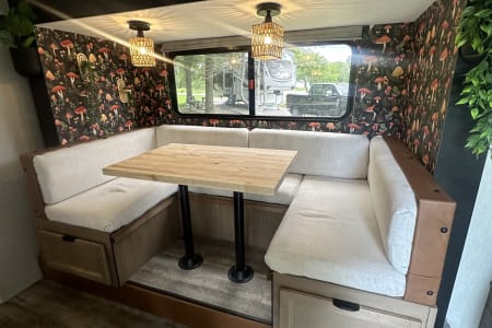 Arvada CO Boho Cozy RV - Wolf Pup