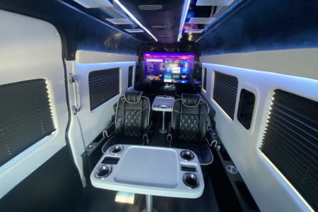 Middlesex NJ (Blackjack)  Jet Style Sprinter-10 Passenger