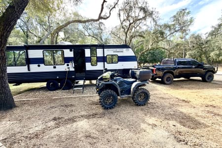 Land O' Lakes FL Cozy Adventure