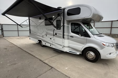 Haslet TX WiFi - Luxurious - Diesel - Great MPG (3)