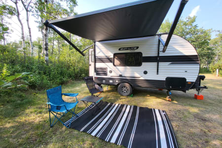 Travel-trailer rentals in Melville