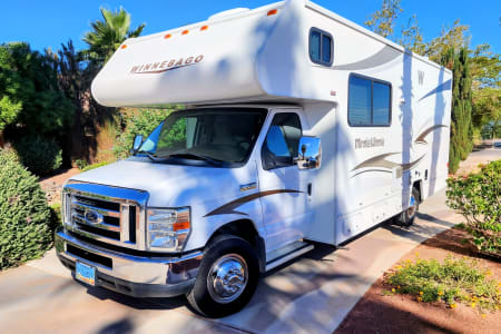 Las Vegas NV Winnebago Minne Winne 26 Foot Class C Motorhome
