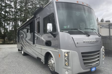 Lake Stevens WA 2017 WINNEBAGO SUNOVA 36Z