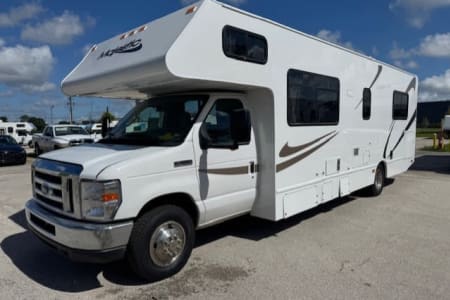 Kissimmee FL Minnie Winnebago !