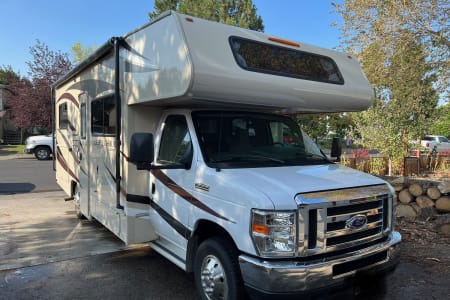 Bend OR Family Friendly Lucky Leprechaun