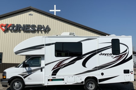 Neenah WI 2022 Jayco Redhawk 22A