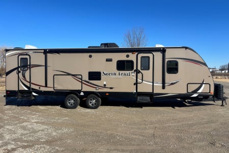 Appleton WI 2014 Heartland North Trail 31BHDD for Delivery to EAA