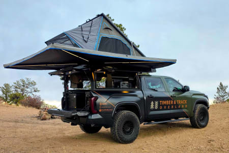 Denver CO Premium Toyota Tundra Overland Camper – Fully Equipped