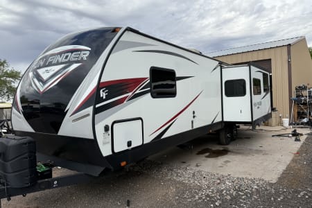 Mesa AZ 2020 funFinder 30 foot livable Luxury trailer