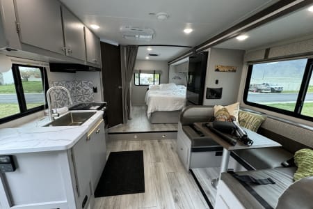 Stansbury Park UT 2026 27ft Coachmen 23FS - Sleeps 6 fully stocked adventure supplies