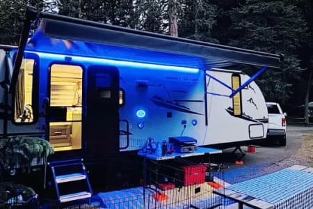 Romoland CA 2024 Grey Wolf Black Label Luxury RV – Solar, Fireplace, Outdoor Living