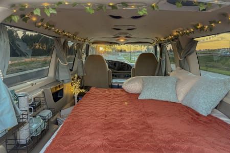 Hillsboro OR Rainforest Roamer - Cozy Cabin On Wheels