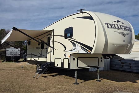Zebulon NC 2021 Telluride 5th wheel Rental