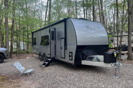 Renton WA Haul Your Car, SxS, ATVs, or Motos and Camp in Comfort