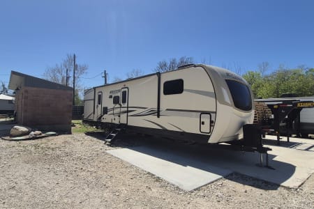 New Braunfels TX 2019 Venture 2ND CROSSING  38