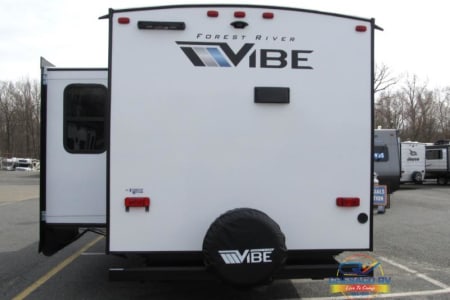 Flemington WV Vibe & Unwind | Spacious Luxury Camper