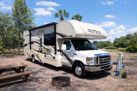 Las Vegas NV (#11) Gorgeous Class C Motorhome - Zion park, Burning man, Festivals, EDC