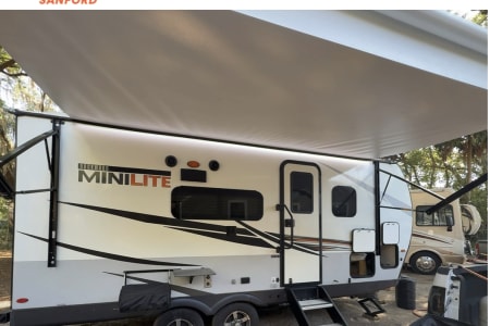 Sanford FL Nancy’s Nest- 2021 Forest River Rockwood Mini Lite SFL2307