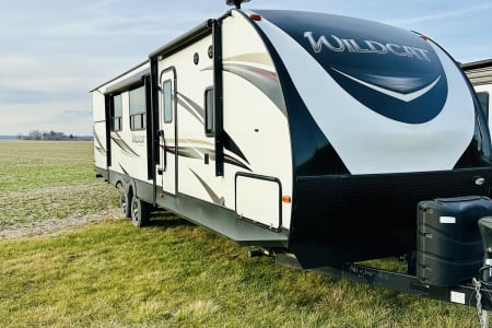 New Paris OH 2019 Forest River Wildcat 343BIK 37' #MH04