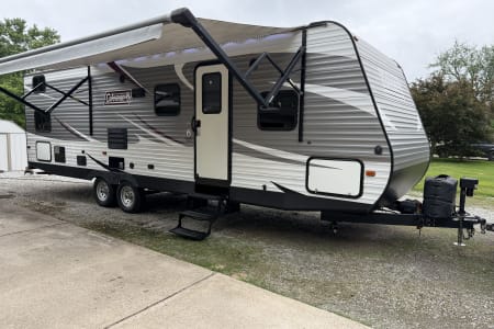 2019 Coleman Lantern Edition 295QB