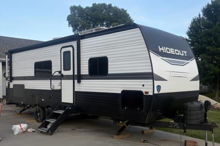 2024 Keystone Hideout 25BHS