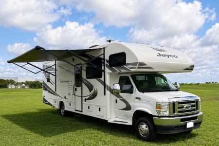 2021 Jayco Greyhawk 30X – Renovated, Spacious & Adventure Ready