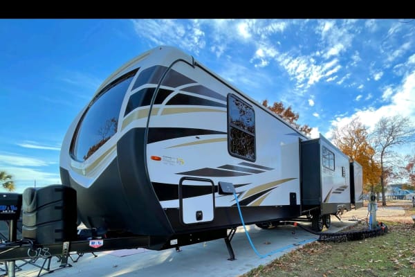 RV image