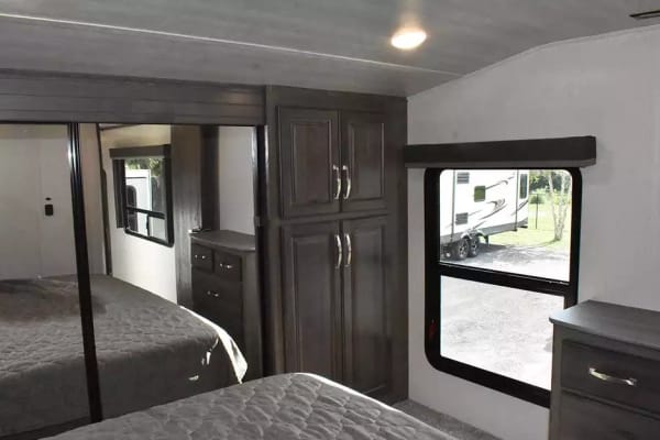RV image