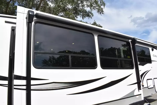 RV image