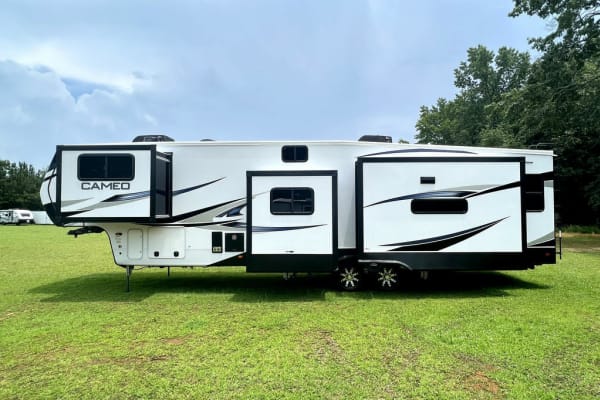 RV image