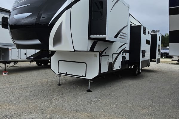 RV image