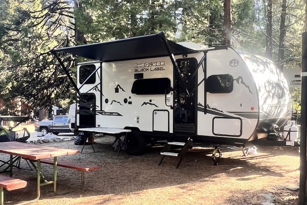 2025 Cherokee Wolf Pup near Sequoia and Yosemite