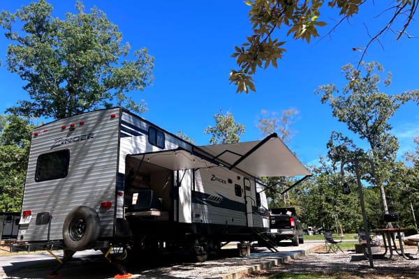 “The Hitch Hiker” Bunk House • Delivery & Setup only