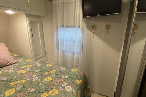 RV image