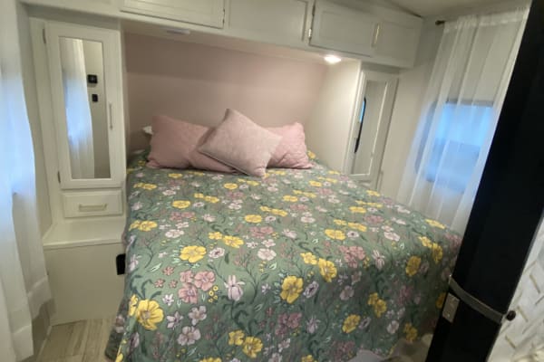 RV image