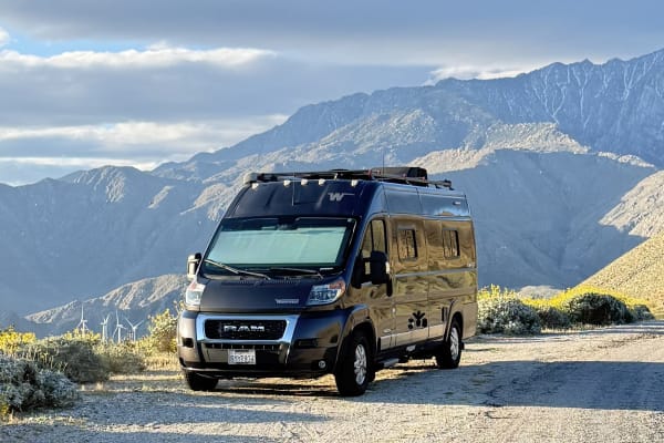 Yellowstone Grand Teton Campervan – Pickup or Airport Deliver