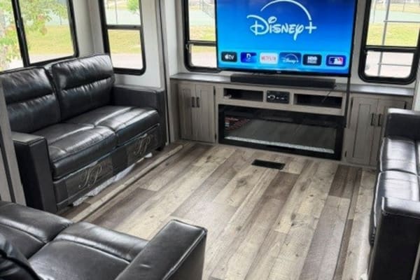 RV image